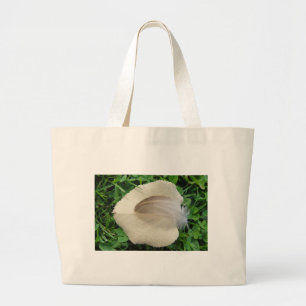 Hellbraune Feder auf hellbeigem Blatt Grote Tote Bag
