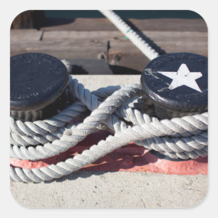 Helling verbonden met twee bollen vierkante sticker