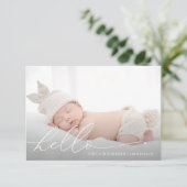 hello script moderne faire-part de naissance carte (Debout devant)