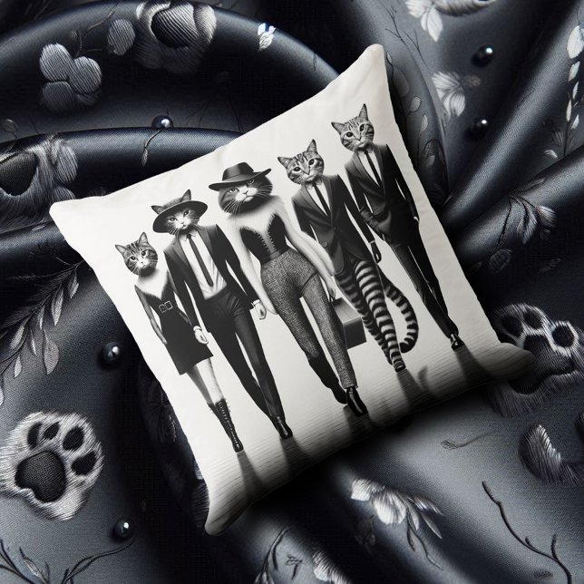 Help Cat Runway Modellen Wandelen De Catwalk Kussen (Hep Cat Runway Models Walking the Catwalk Throw Pillow Cover Photo)