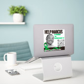 Help Marcus Auto Sticker (Laptop op bureau)