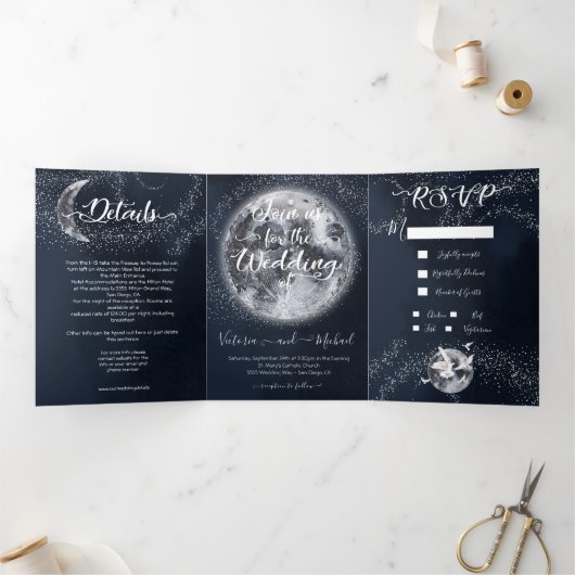 Hemelse Volle Maan en Sterren Bruiloft Drieluik Uitnodiging (Binnen)