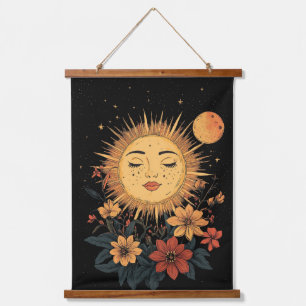 Hemelse zonnegodin met bloeiende bloemen hangend wandkleed