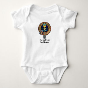 Henderson-clanwapen over tartan romper