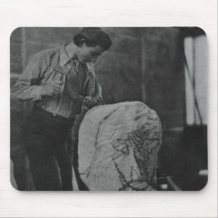 Henri Gaudier-Brzeska, c.1910 Muismat