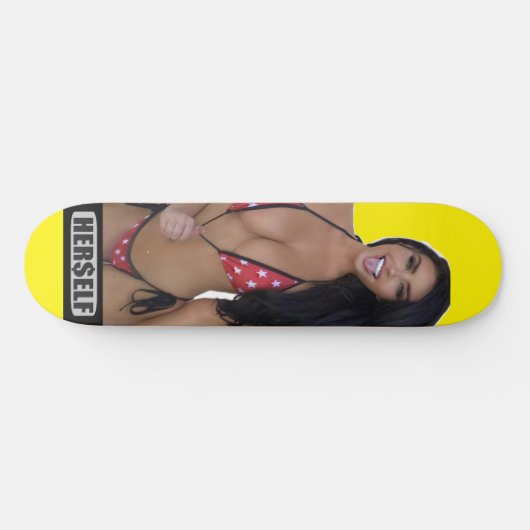 HER$ELF SKATEBOARD (Horizontaal)
