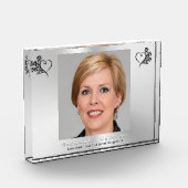 Herdenking voor geliefde één, hart en Rozen, foto (Links)