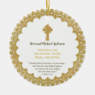 Herdenkingscadeau Priest pastor deacon Keramisch Ornament