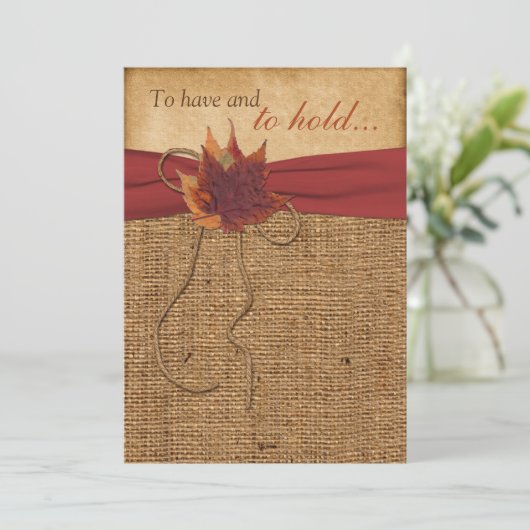 Herfst bladeren, FAUX burlap bruiloft uitnodiging (Staand voorkant)