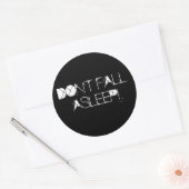 HERFST NIET IN SLAAP! RONDE STICKER (Envelop)