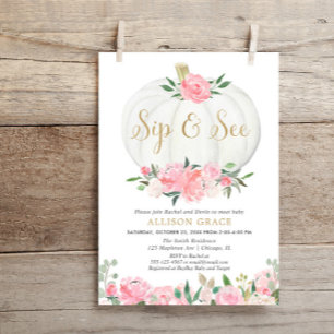 Herfst ontmoet meisje met een groet kaart