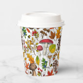 Herfst paddenstoelen, bladeren, noten en bessen op papieren bekers (Links)