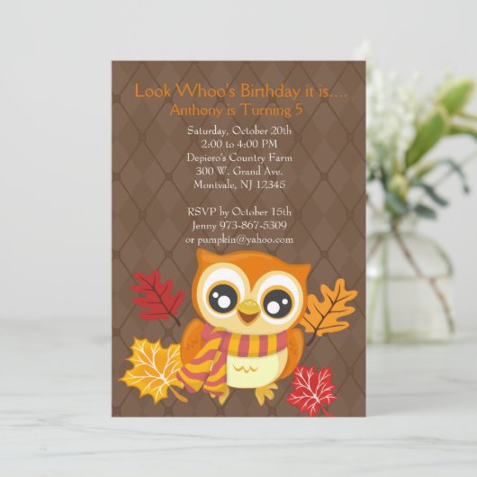 Herfst Uil verjaardagsfeestje uitnodiging (Staand voorkant)