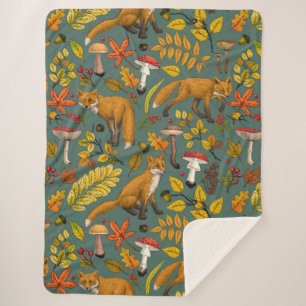 Herfst vossen op pijnboomgroen sherpa deken