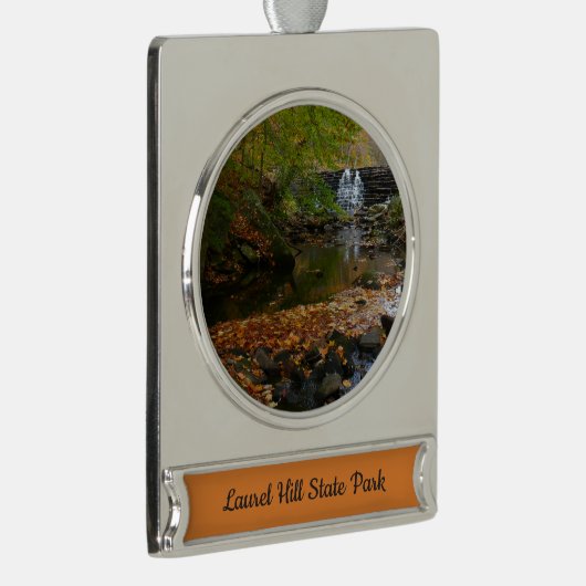 Herfst Waterfall en Creek Pennsylvania Natuur Verzilverd Banner Ornament (Rechts)