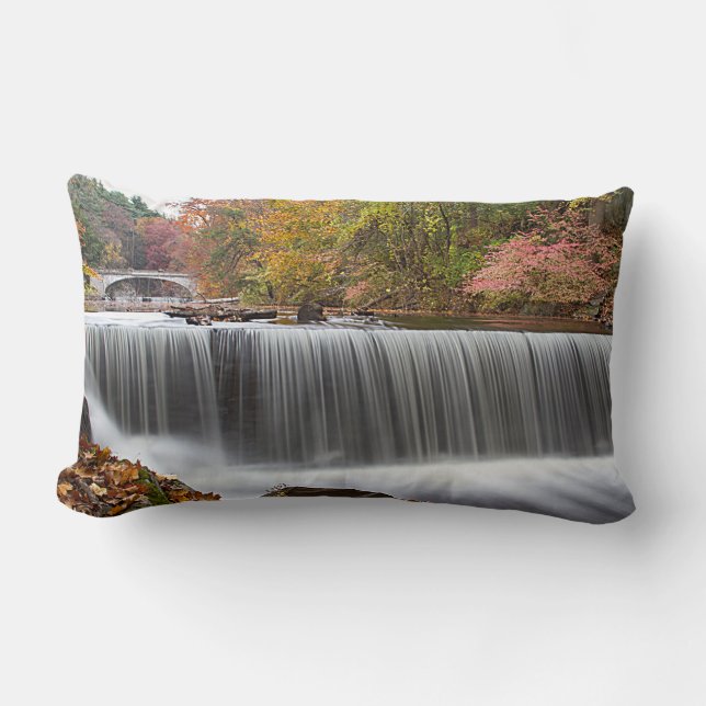 Herfst Waterval bij Vanderbuilt Kussen (Voorkant)