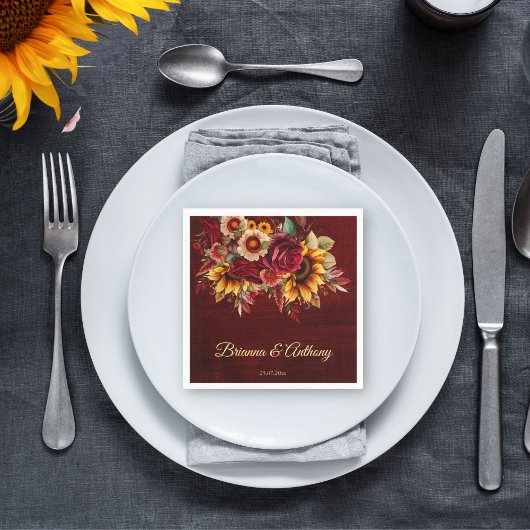 Herfst zonnebloem bruiloft bordeaux monogram gedru servet