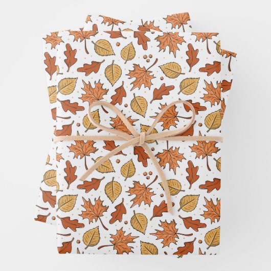 Herfstbladeren en eikels patroon inpakpapier vel (In situ)