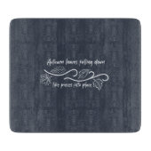 Herfstbladeren vallen als stukjes op hun plaats snijplank (Voorkant)