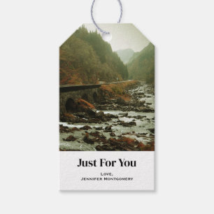 Herfstbos en rivierlandschap cadeaulabel