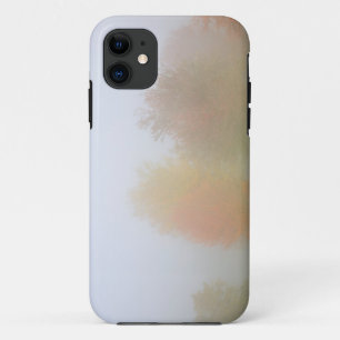 Herfsten in nevel iPhone 11 hoesje