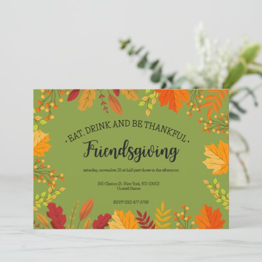 Herfstgebladerte Thanksgiving Feest Groene Uitnodi Kaart (Staand voorkant)