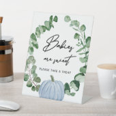 Herfstgroen blauwe pompoenbaby's zijn een zoete tr reclamebord met voetstuk (Insitu)