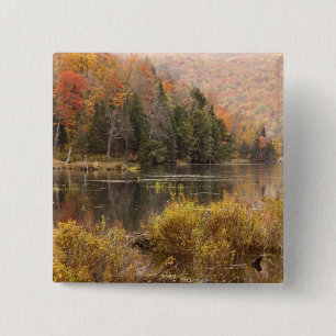 Herfstlandschap met meer, Vermont, VS 3 Vierkante Button 5,1 Cm