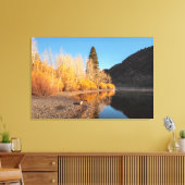 Herfstreflectie bij het meer canvas afdruk (Insitu (Woonkamer))