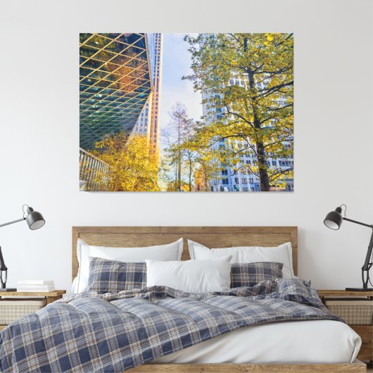 Herfststadsgezicht met moderne architectuur canvas afdruk (Insitu (Slaapkamer))