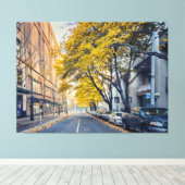Herfststraat met gele bomen canvas afdruk (Insitu (Houten vloer))