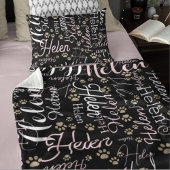 Herhalende Naam en Paws allover zwart Fleece Deken