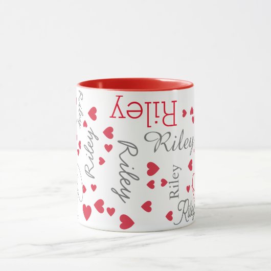 Herhalende Riley aangepaste naam met rode harten Mok (Midden)