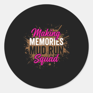 Herinneringen maken modderloop squad moddermeisje ronde sticker