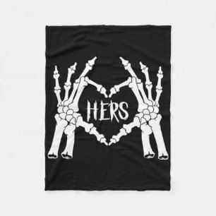 Hers Skelet Hand Hart Kleding Mannen Funny Hallow Fleece Deken