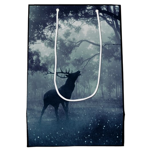 Herten met gewei in een schaduwrijk bos medium cadeauzakje (Achterkant)