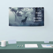 Herten met gewei in een schaduwrijk bos verjaardag spandoek (Beurs)