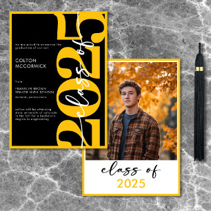 Het Afstuderen Modern Yellow Typography aangekondi Kaart
