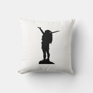 Het bergmeisje silhouette kussen