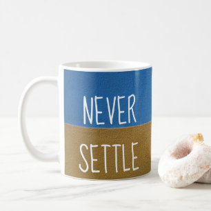 Het blauwe & Gouden Motivatie Citaat REGELT NOOIT Koffiemok