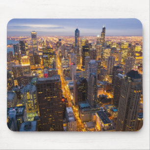 Het centrum van Chicago skyline bij schemering Muismat