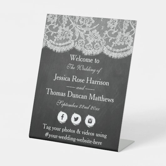 Het Chalkboard & Lace bruiloft Collectie Welkom Reclamebord Met Voetstuk (Voorkant)