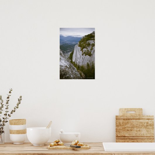 Het "Chief" Arial-Uitzicht in Squamish Poster (Keuken)