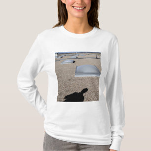 Het dagverlichtingssysteem op zonne-energie t-shirt