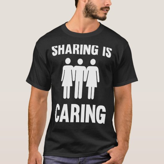 Het delen is het Klaar Polyamory driedubbele Poly T-shirt (Voorkant)