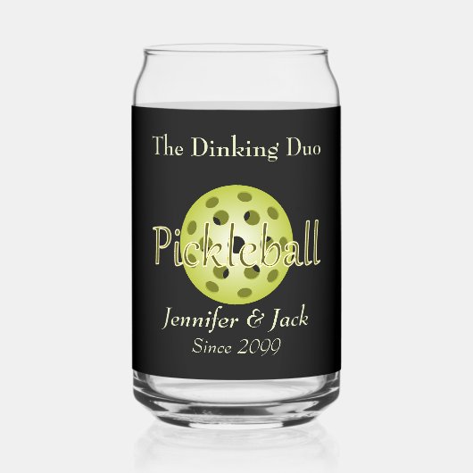 Het Dinking Duo of Dude Pickleball Ball Beer Blikvorm Glas (Voorkant)