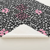 Het drukpatroon van poten NS 01b. Zwart BG Sherpa Deken (3/4)