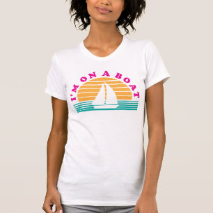 Het eenzame eiland op een boot t-shirt
