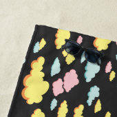 Het gemengde patroon van de kleurenwolken strandlaken (In situ)