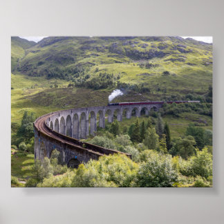 Het Glenfinnanviaduct in Schotland Poster